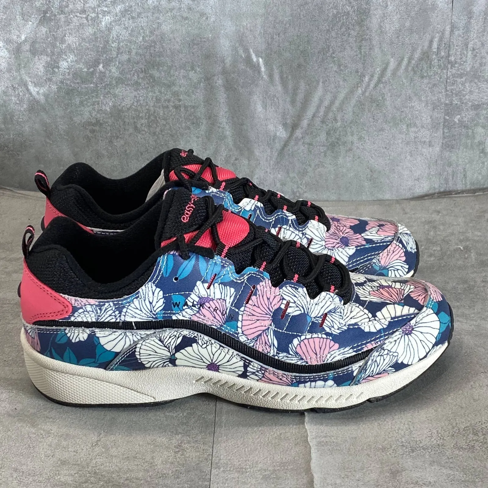 EASY SPIRIT Women's Black/Coral Floral Romy Lace-Up Walking Shoes SZ 8.5