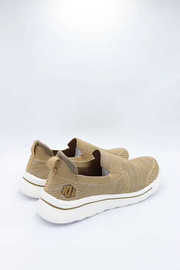 Men's Max Cooled Comfort Walking Sneakers