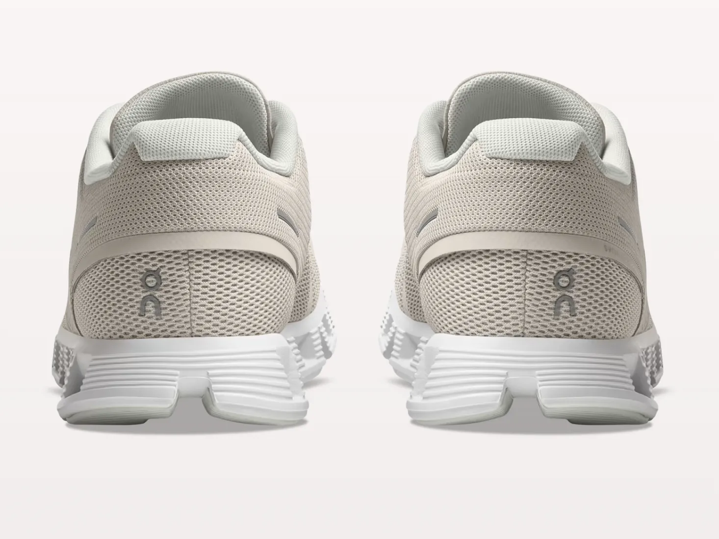 On Womens Cloud 5 - Pearl/White (59.98773)