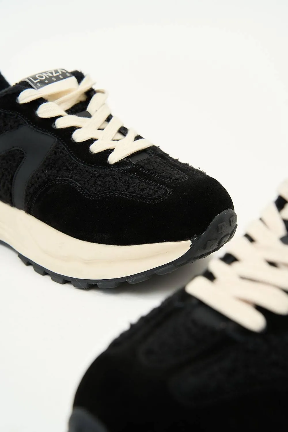Triton Black